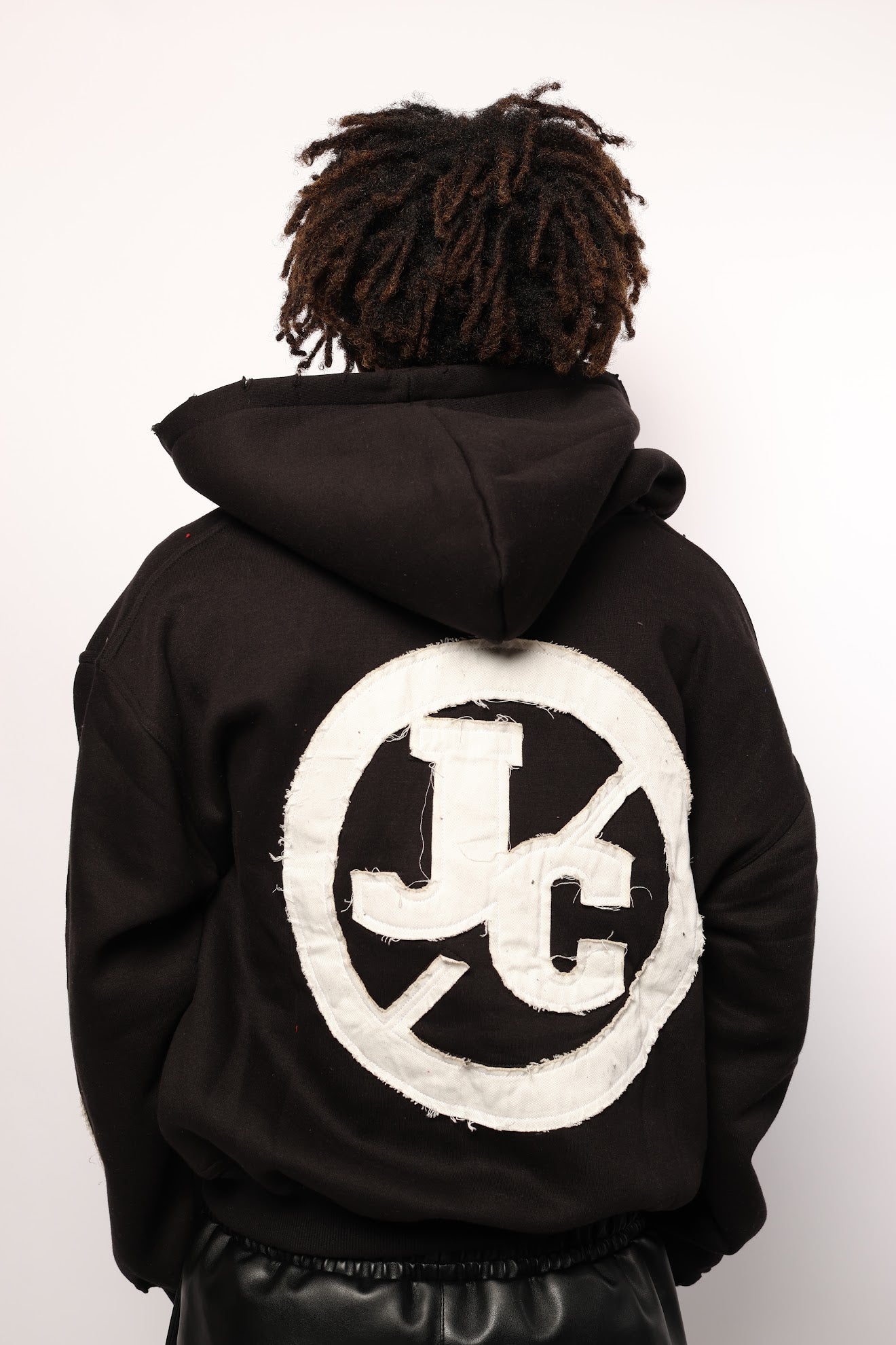 JADED DISTRESSED HOODIE